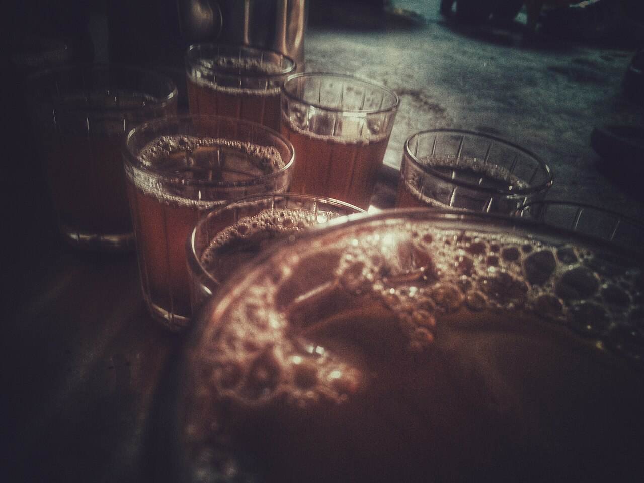 Glasses of Moroccan mint tea on a tray